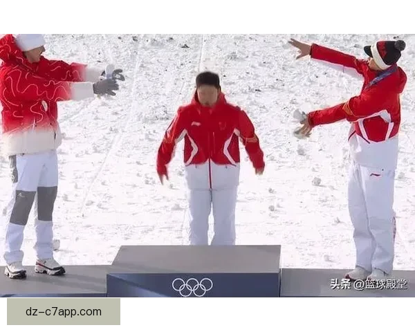 王心迪夺冠李天马勇夺铜牌冬奥 王心迪夺冠李天马勇夺铜牌冬奥